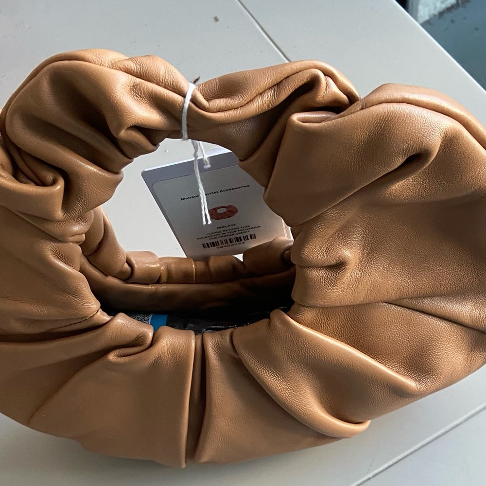 Shired soft Italian leather handbag Mansur Gavrile